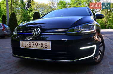 Хетчбек Volkswagen e-Golf 2020 в 