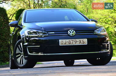 Хетчбек Volkswagen e-Golf 2020 в 