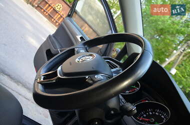 Хетчбек Volkswagen e-Golf 2020 в 