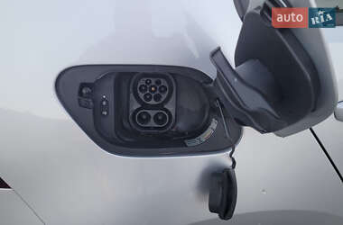 Хэтчбек Volkswagen e-Golf 2020 в 