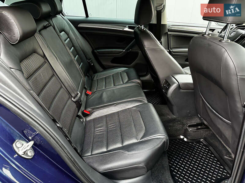 Хэтчбек Volkswagen e-Golf 2017 в Луцке фото 19 Хэтчбек Volkswagen e-Golf 2017 в Луцке