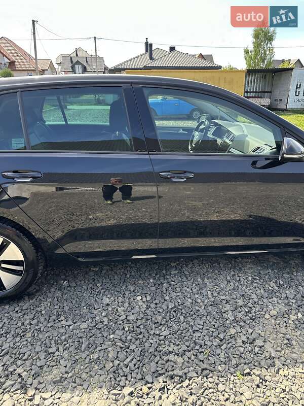 Хетчбек Volkswagen e-Golf 2018 в Луцьку
