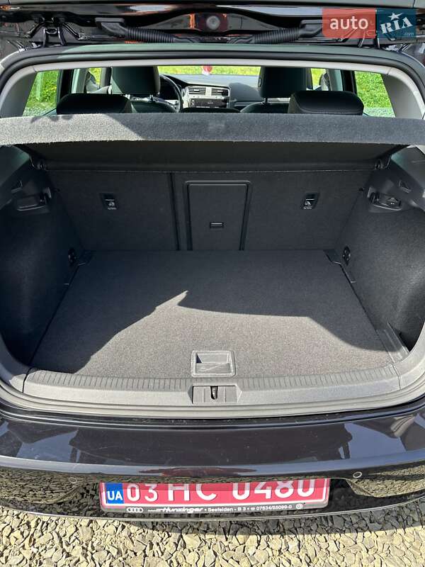 Хетчбек Volkswagen e-Golf 2018 в Луцьку