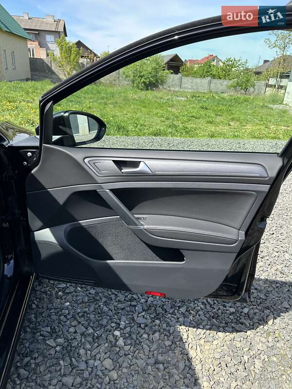 Хетчбек Volkswagen e-Golf 2018 в Луцьку