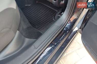 Хэтчбек Volkswagen e-Golf 2015 в 