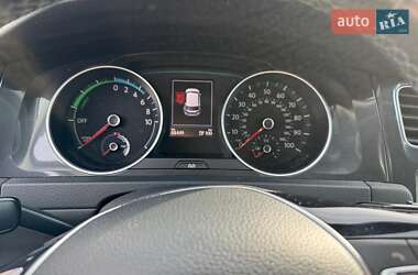 Хэтчбек Volkswagen e-Golf 2017 в Луцке