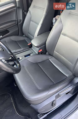 Хэтчбек Volkswagen e-Golf 2015 в 