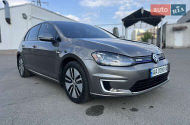 Хэтчбек Volkswagen e-Golf 2015 в 