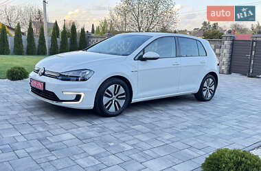 Хэтчбек Volkswagen e-Golf 2015 в 