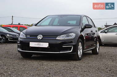 Хетчбек Volkswagen e-Golf 2018 в 