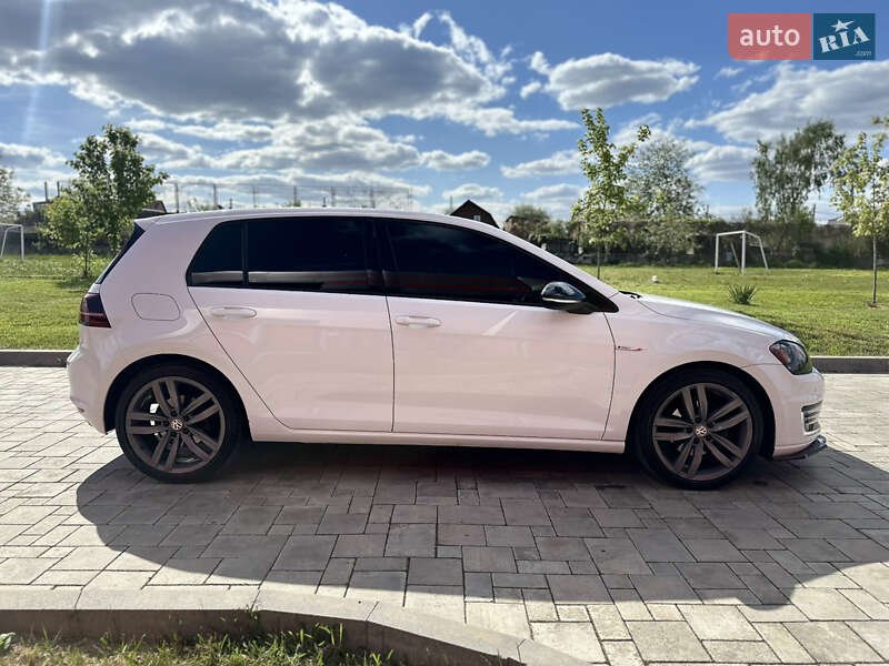 Хетчбек Volkswagen e-Golf 2014 в Рівному