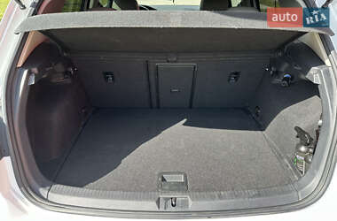 Хетчбек Volkswagen e-Golf 2014 в 