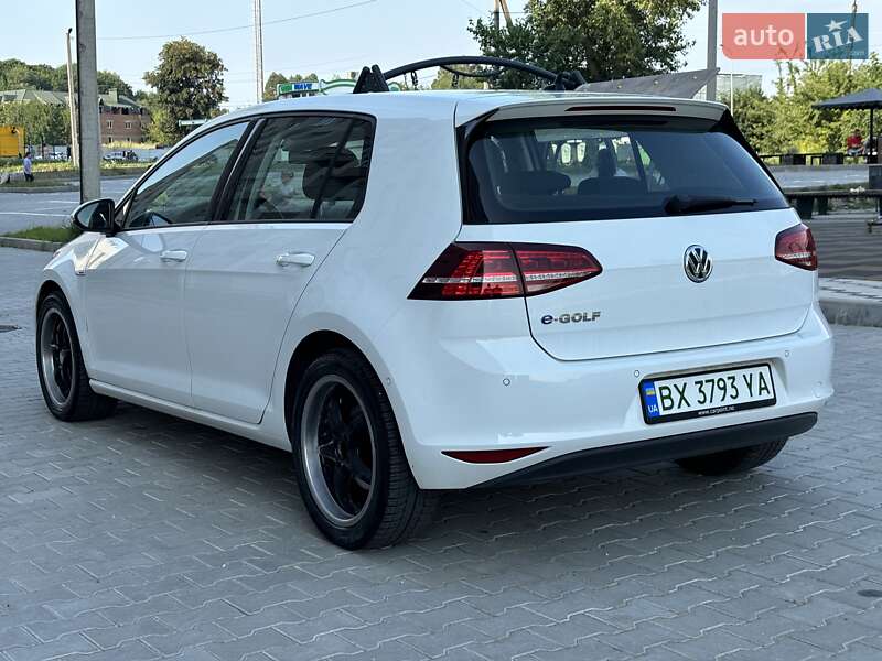 Хэтчбек Volkswagen e-Golf 2014 в Хмельницком