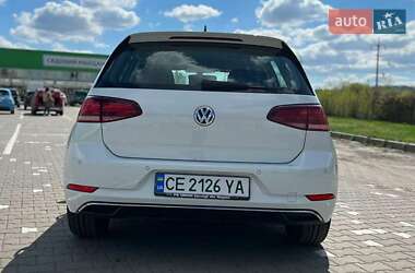 Хетчбек Volkswagen e-Golf 2018 в 