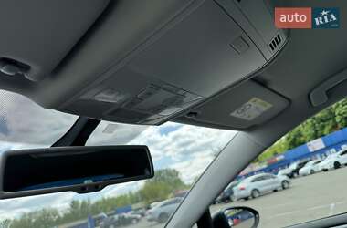 Хетчбек Volkswagen e-Golf 2015 в 