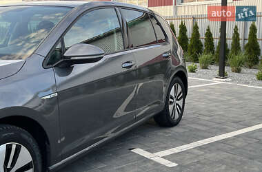 Хетчбек Volkswagen e-Golf 2019 в 