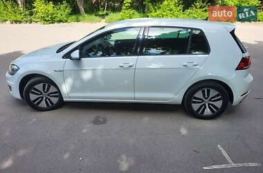 Хетчбек Volkswagen e-Golf 2020 в 
