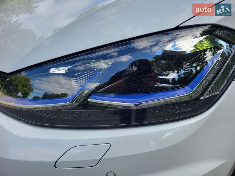 Хэтчбек Volkswagen e-Golf 2020 в Луцке