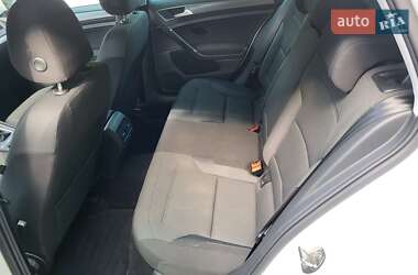 Хетчбек Volkswagen e-Golf 2020 в 
