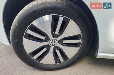 Хетчбек Volkswagen e-Golf 2020 в 