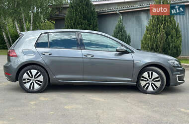 Хетчбек Volkswagen e-Golf 2020 в 