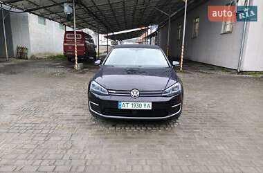Хэтчбек Volkswagen e-Golf 2017 в Ивано-Франковске