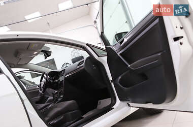 Хэтчбек Volkswagen e-Golf 2018 в 