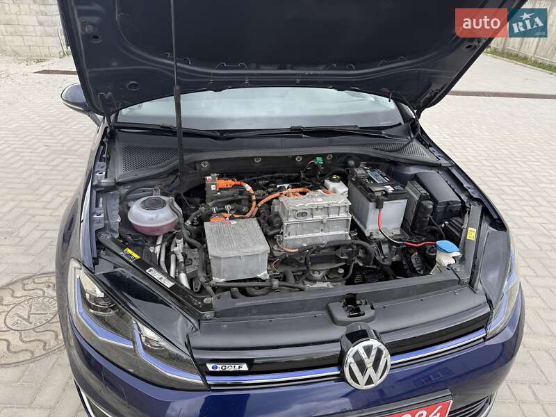 Хэтчбек Volkswagen e-Golf 2018 в Тернополе