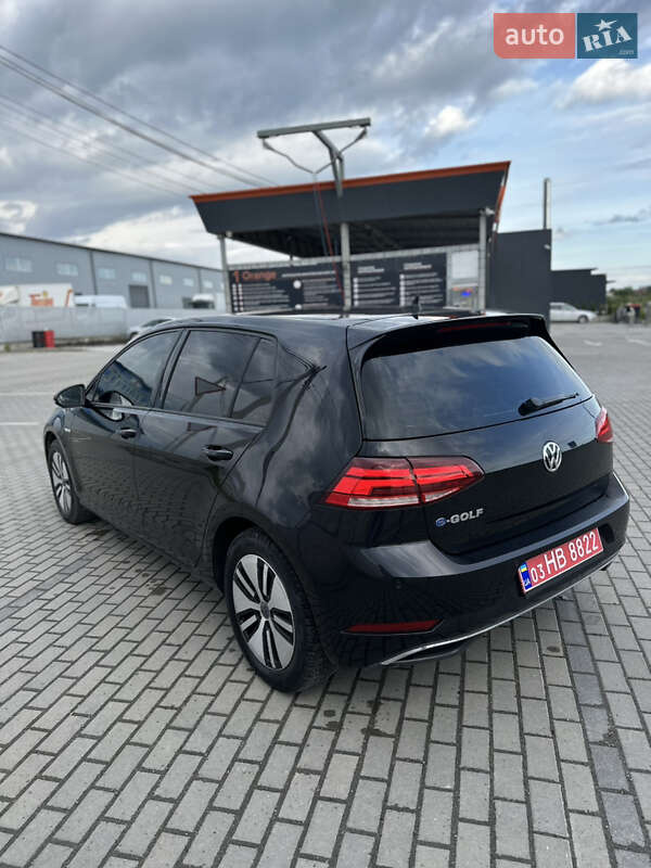 Хэтчбек Volkswagen e-Golf 2017 в Львове