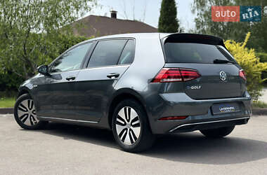 Хэтчбек Volkswagen e-Golf 2020 в 