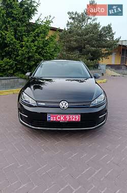 Хэтчбек Volkswagen e-Golf 2015 в Ровно