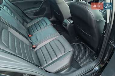 Хетчбек Volkswagen e-Golf 2015 в  фото 59 Хетчбек Volkswagen e-Golf 2015 в