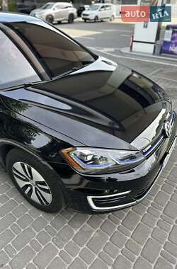 Хетчбек Volkswagen e-Golf 2019 в 