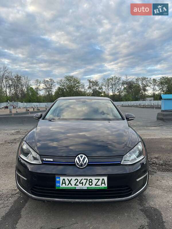 Хэтчбек Volkswagen e-Golf 2016 в Харькове