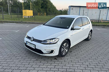 Хетчбек Volkswagen e-Golf 2019 в 