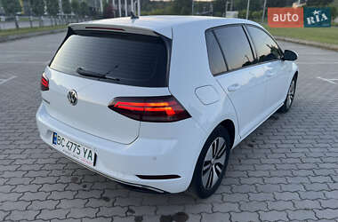 Хетчбек Volkswagen e-Golf 2019 в 