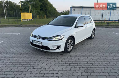 Хетчбек Volkswagen e-Golf 2019 в 