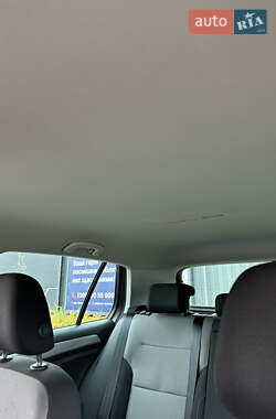 Хетчбек Volkswagen e-Golf 2015 в 