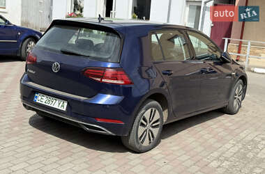 Хетчбек Volkswagen e-Golf 2017 в 