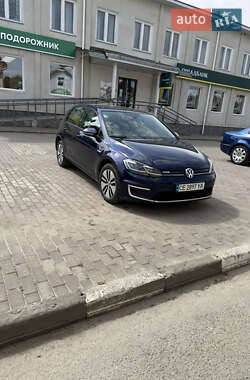 Хетчбек Volkswagen e-Golf 2017 в 