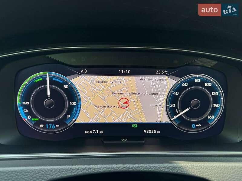 Хетчбек Volkswagen e-Golf 2019 в Запоріжжі