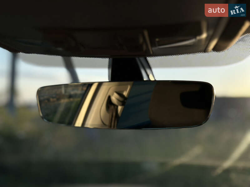 Хэтчбек Volkswagen e-Golf 2017 в Ужгороде фото 27 Хэтчбек Volkswagen e-Golf 2017 в Ужгороде