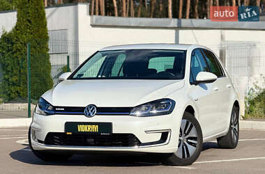 Хэтчбек Volkswagen e-Golf 2017 в Киеве