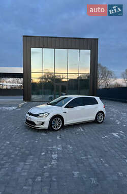Хэтчбек Volkswagen e-Golf 2017 в Каменец-Подольском