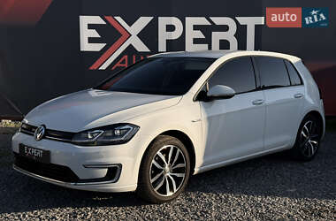 Хетчбек Volkswagen e-Golf 2018 в 