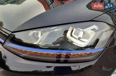 Хетчбек Volkswagen e-Golf 2015 в Львові