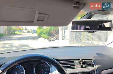 Хэтчбек Volkswagen e-Golf 2016 в 