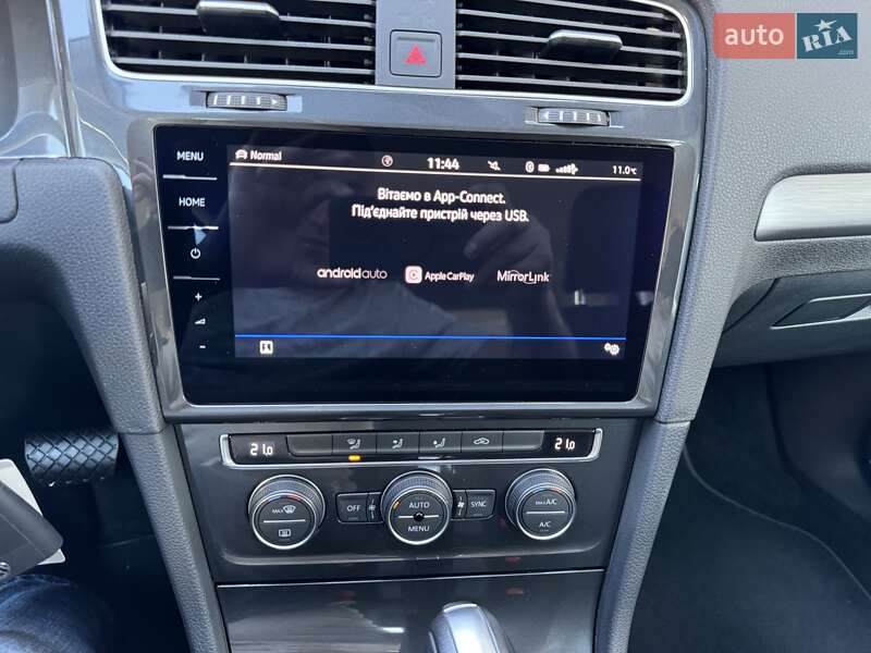 Хэтчбек Volkswagen e-Golf 2020 в Луцке