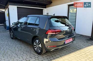 Хэтчбек Volkswagen e-Golf 2020 в 
