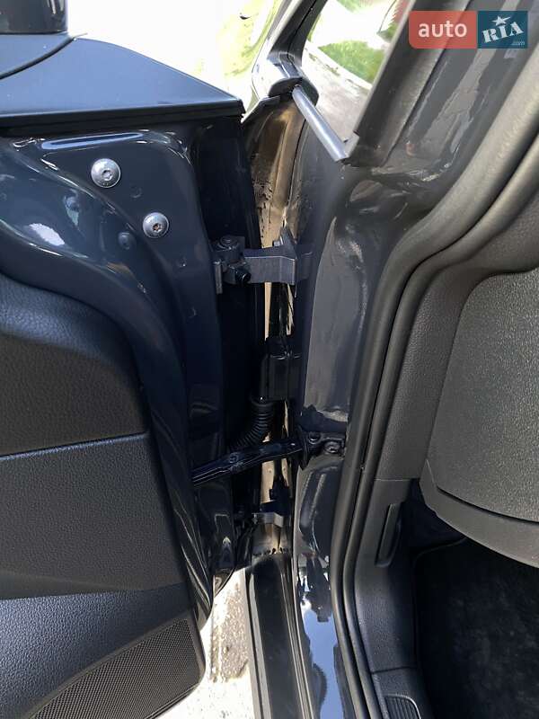 Хетчбек Volkswagen e-Golf 2020 в Хотині